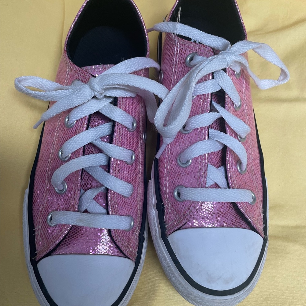 Girls Converse
